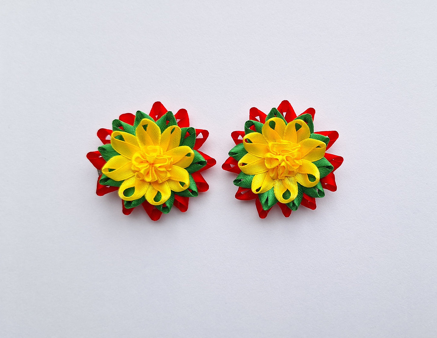 Sagutis į plaukus - trispalvis