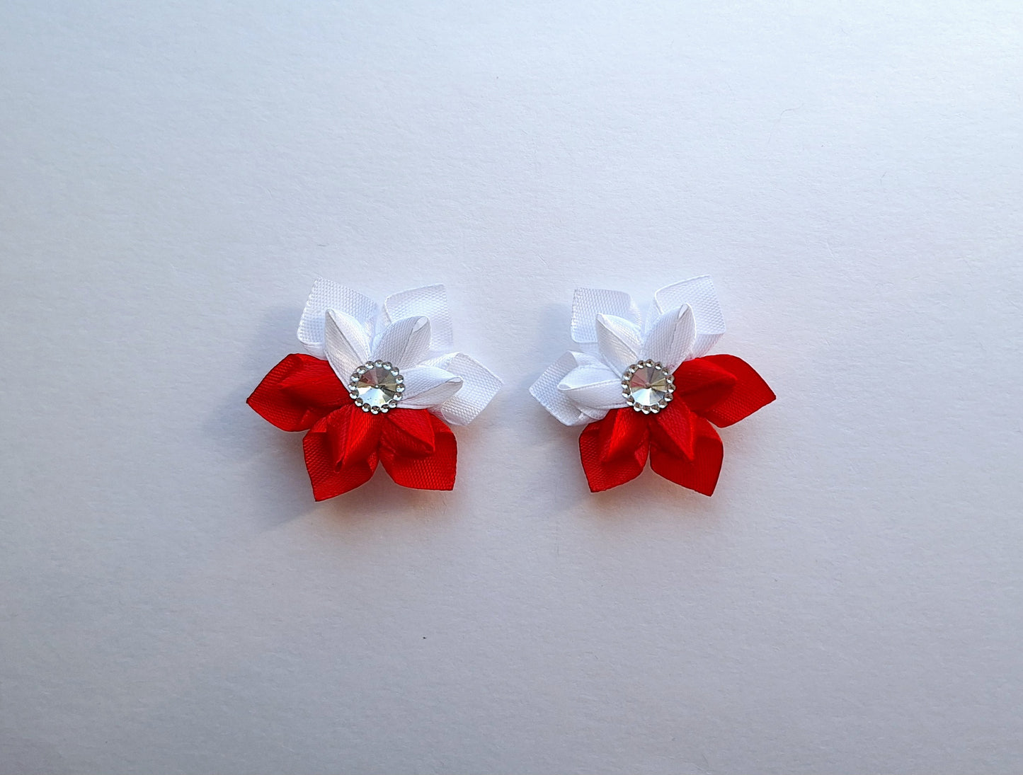 Sagučiai į plaukus.