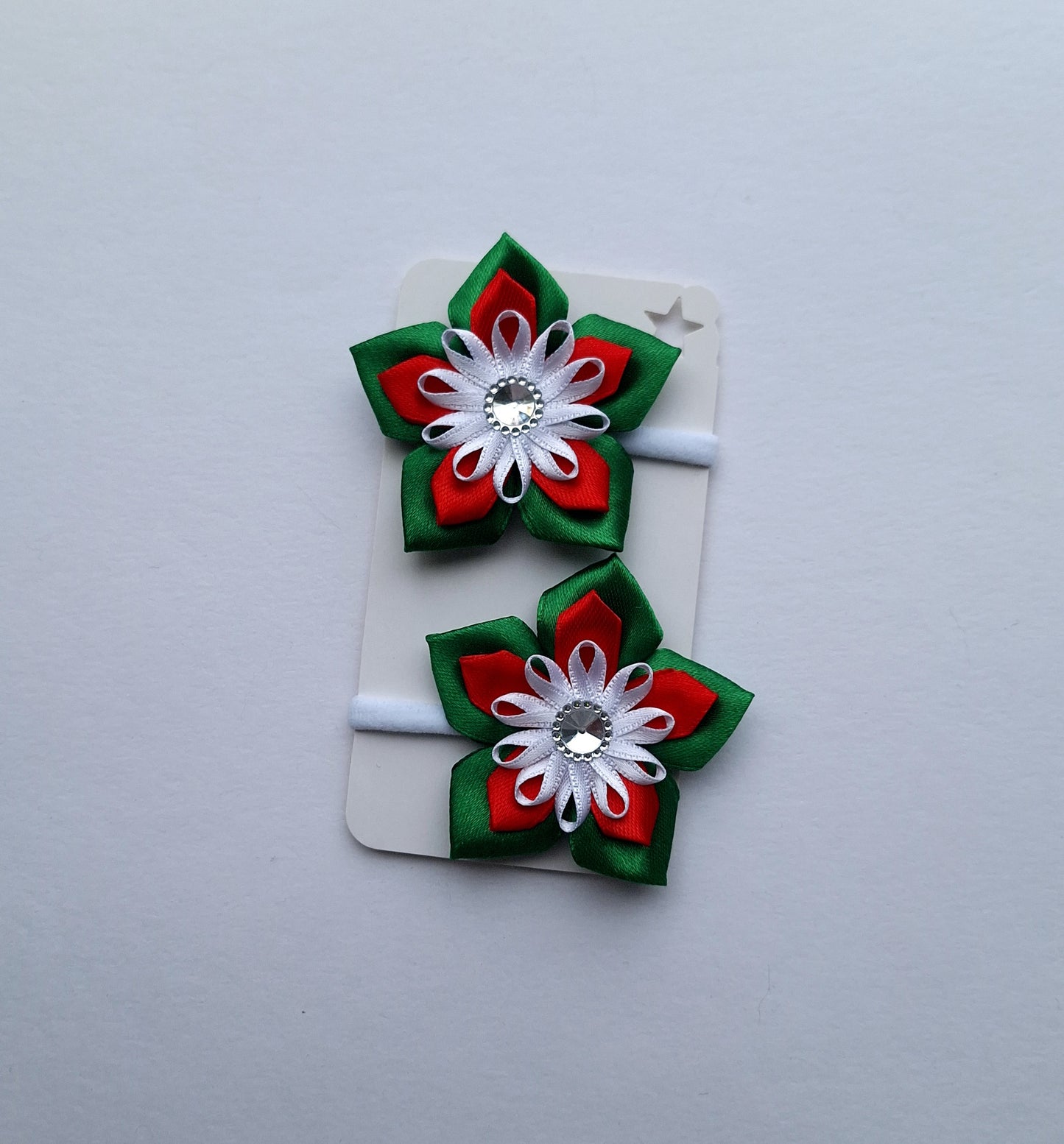 Gumytės į plaukus.