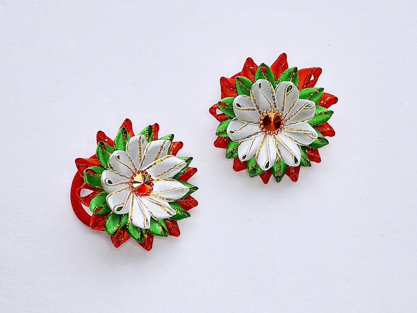 Rinkinukas raudona žalia, balta