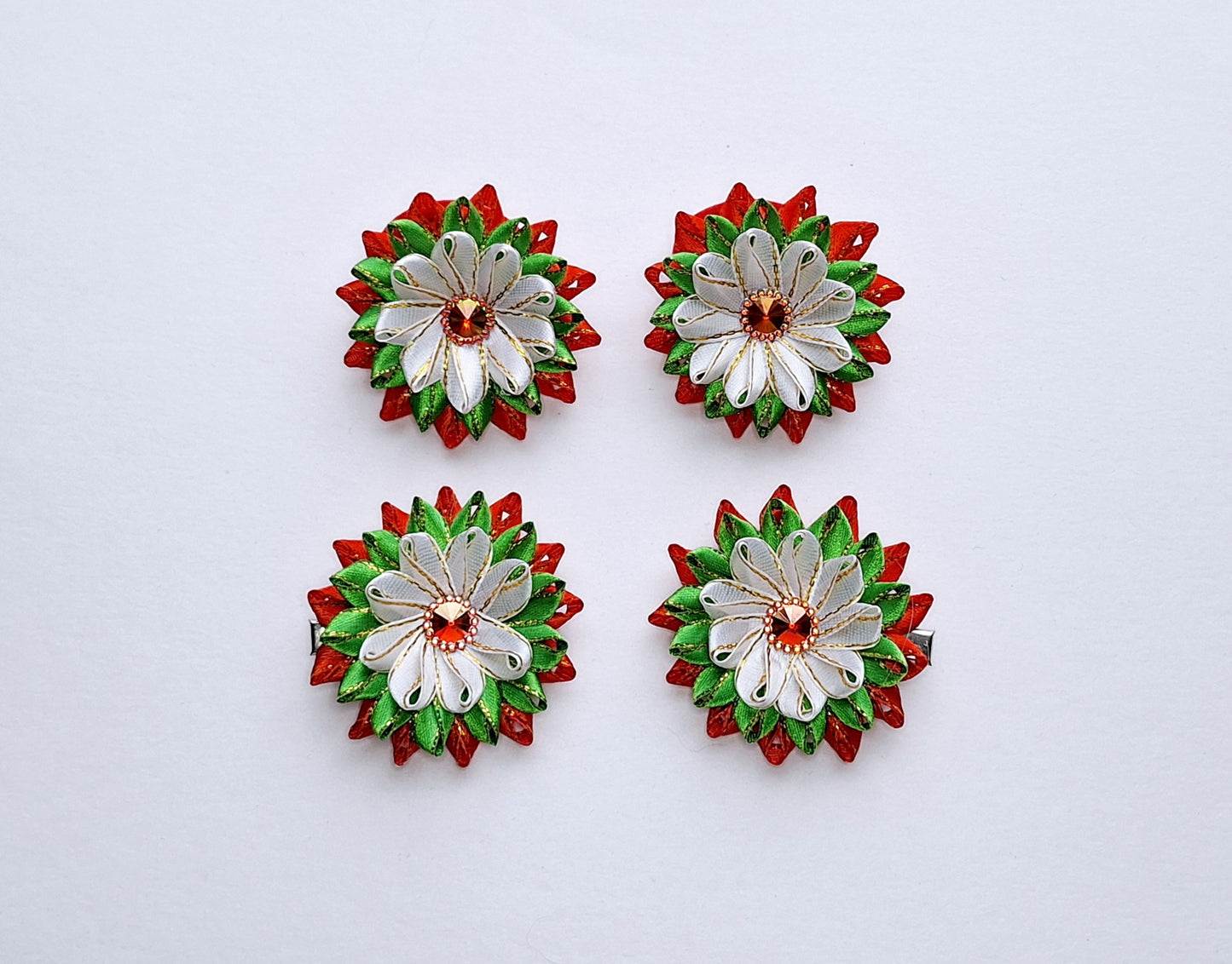 Rinkinukas raudona žalia, balta