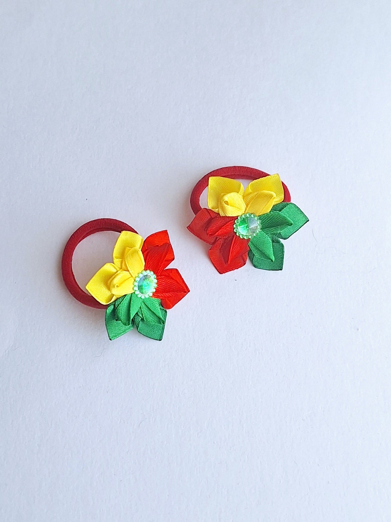 Gumytės į plaukus  - trispalvė