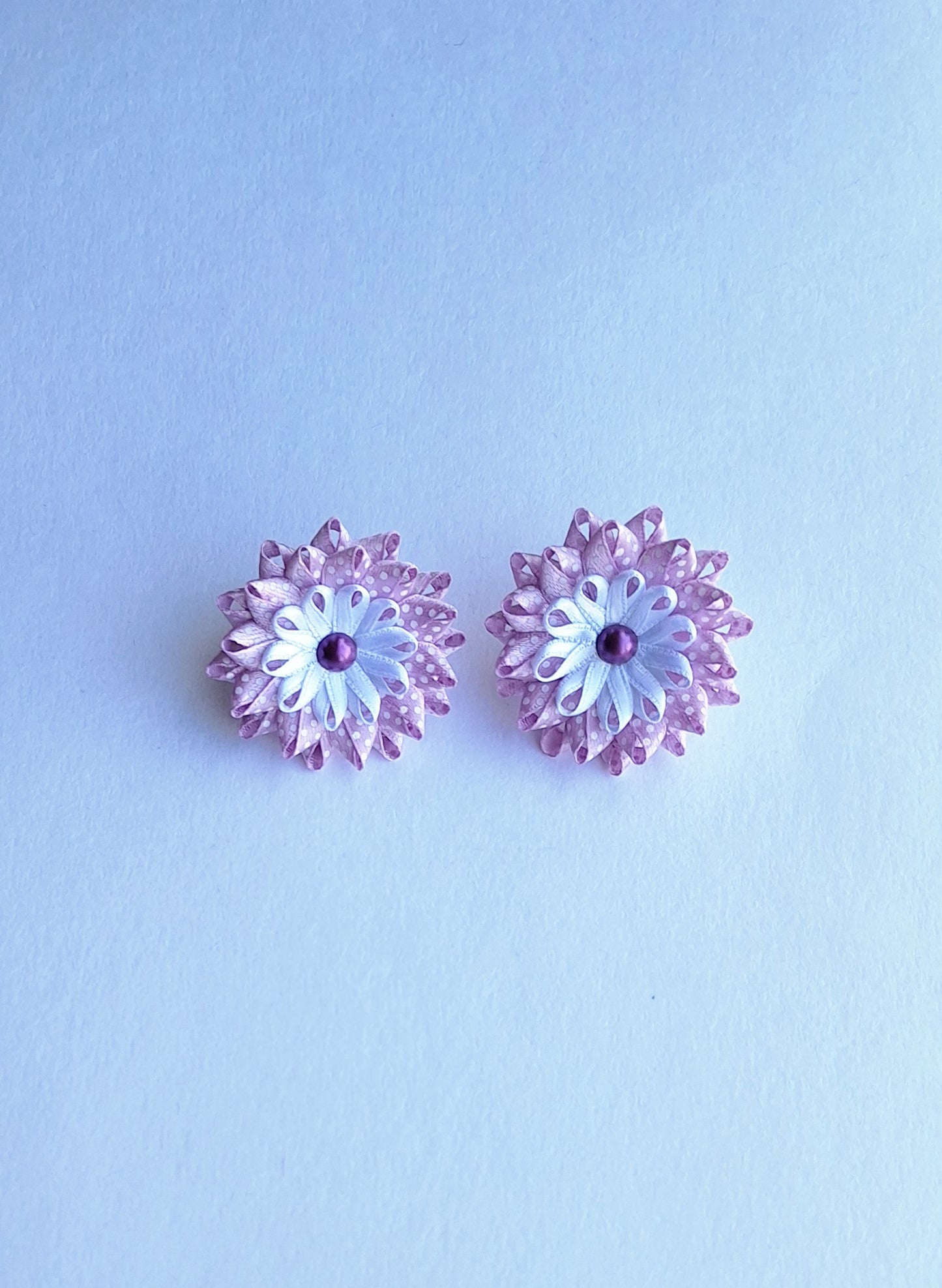 Gumytės į plaukus.